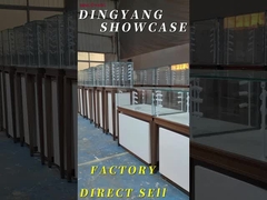 কাস্টম তৈরি হাই-এন্ড ফ্রেমহীন জুয়েলারী ডিসপ্লে ক্যাবিনেট